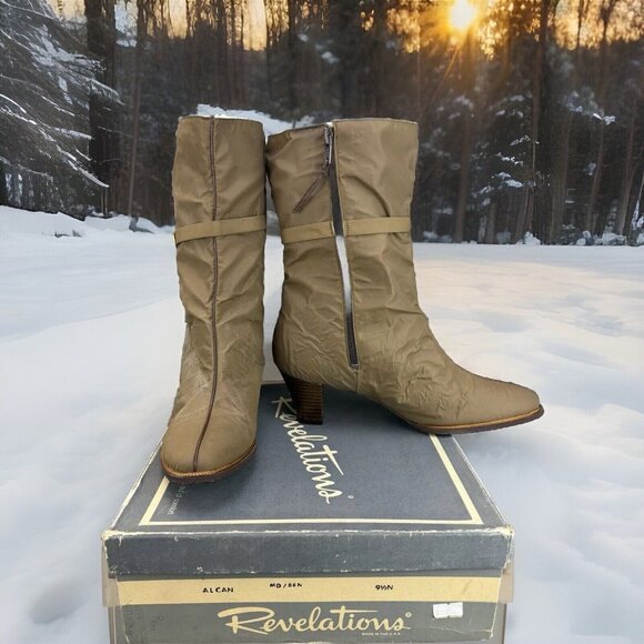 VTG Revelations Wool Lined Side Zip Block Heel Brown Booties 9.5N ✅PEELING W/BOX - Picture 1 of 14